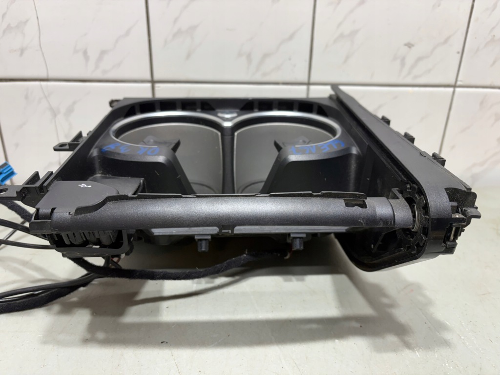 фото №6, Кронштейн na напитки бардачок холодильник na кружки mercedes gle w167 a1678101704 ory