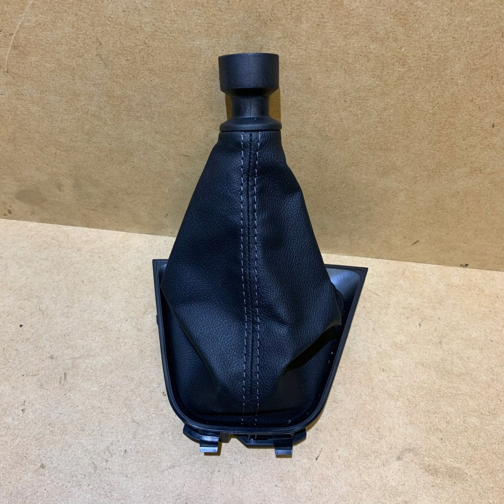 Renault express чехол передач рамка 969366484r 969369614r Киев