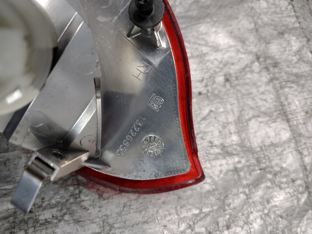 фото №9, Правая задний лампа багажника opel insignia a kombi оригинальный номер 13226855