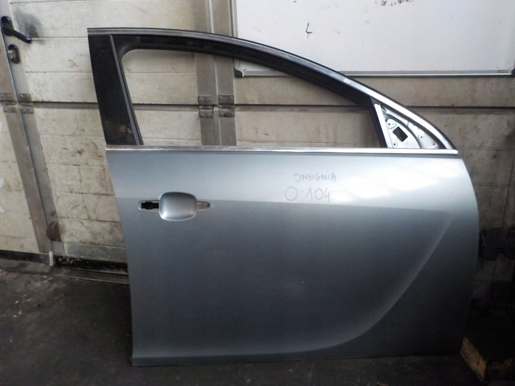 фото №1, Insignia дверь правый перед