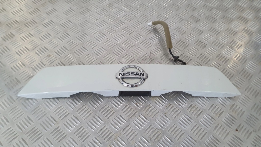 фото №1, Накладка крышки багажника nissan micra k14 17-