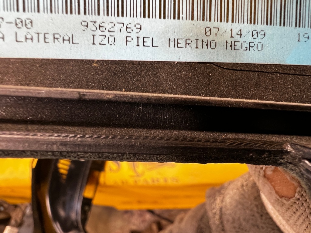 Молдинг туннель среднего левая кожа merino черная bmw x5 e70 x6 e71 Цена