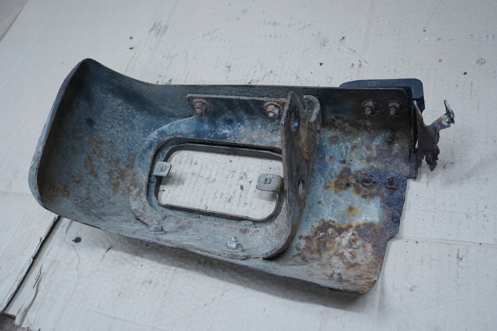 фото №9, Nissan patrol бампер кронштейн уголок правый задняя задний gr y60