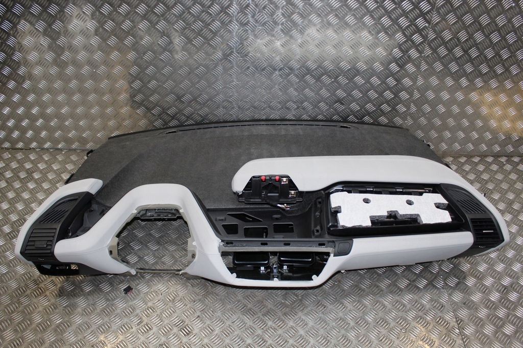 фото №6, Bmw i3 приборная панель приборная консоль разные кожа org!