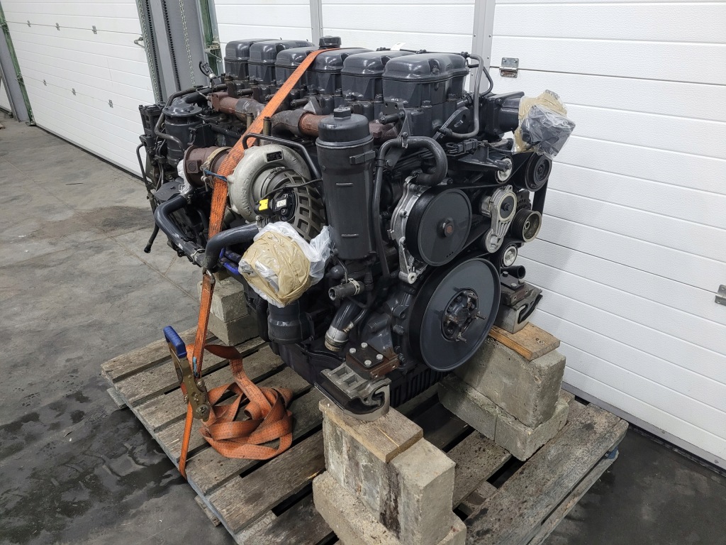 Двигатель scania r 450 dc13 148 ntg новая : turbo сцепление насос воды генератор Доставка