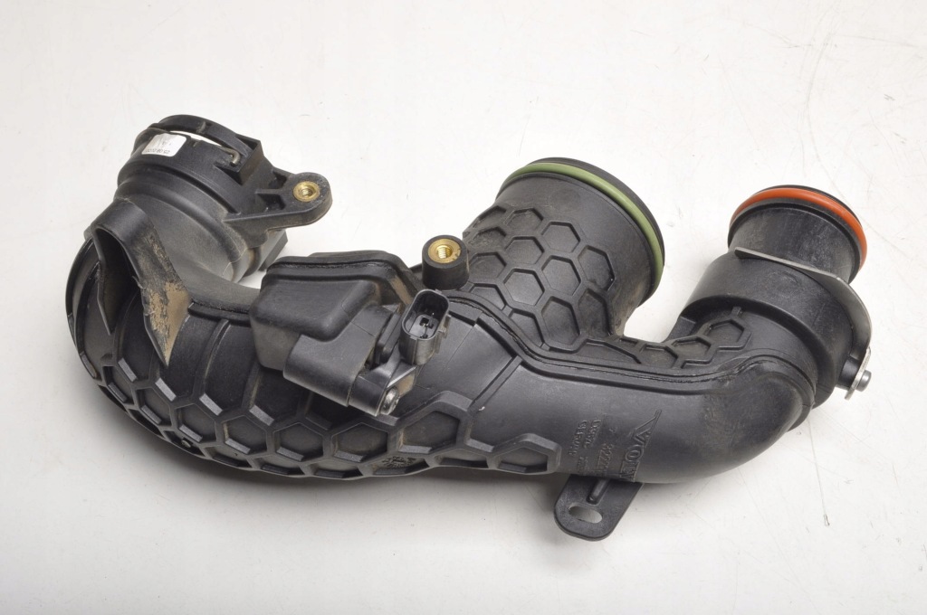 фото №1, Volvo s60 iii v60 ii t6 plug-in hybrid труба воздухозаборник воздуха 32222128 2020r