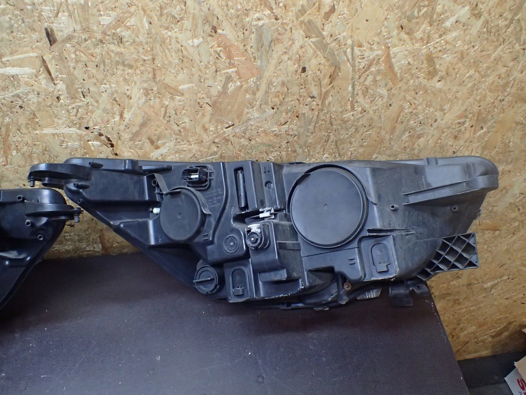 фото №12, Лампа лампи перед citroen c4 ii 2 10-