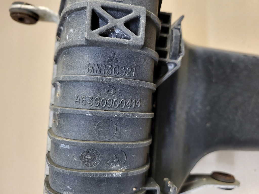 фото №9, Радиатор воздуха интеркулер воздуховод воздуха smart mitsubishi colt