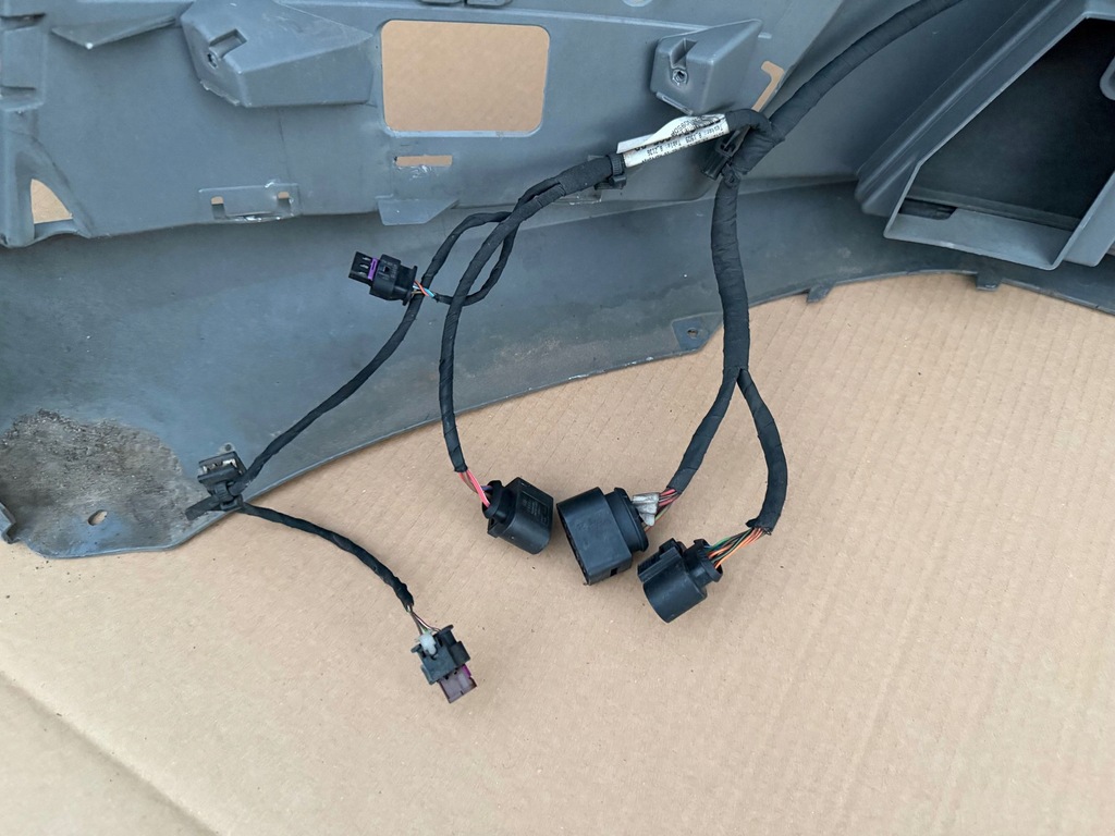 фото №8, Бампер skoda octavia mk3 lift vrs rs оригинал хороший состояние нет клеёный