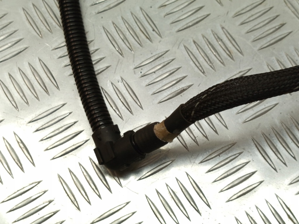 Bmw g11 g12 g30 g31 шланг генератора 8574360 Недорого