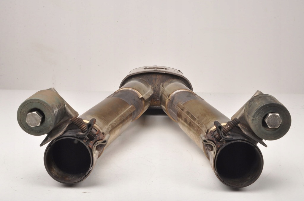 фото №10, Ferrari california гасник 254296 e4060463 вихлоп