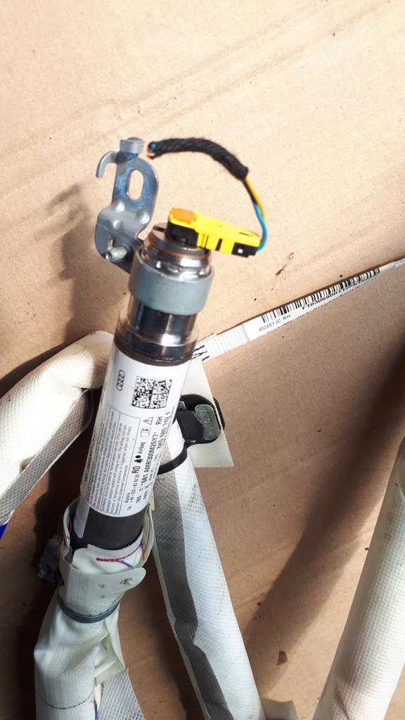 фото №6, S4 b8 a4 шторка безопасности воздушная air bag правая 8k0880742f