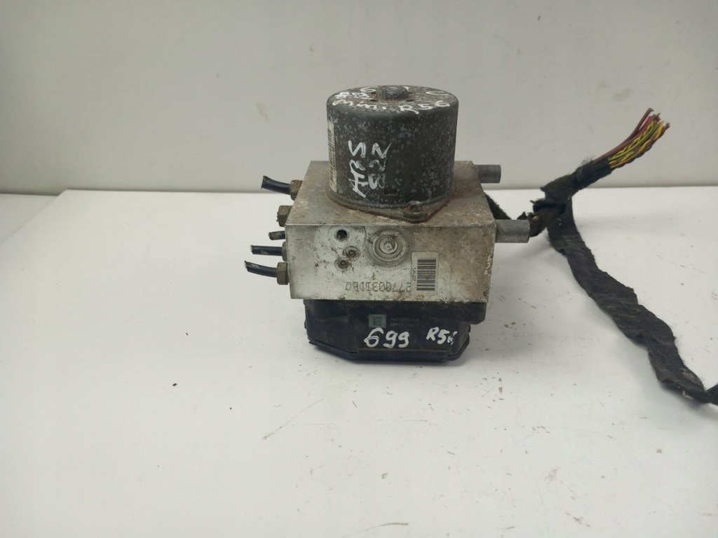 Купити Mini cooper r56 1.6 d насос abs механічна коробка передач 6785909-01