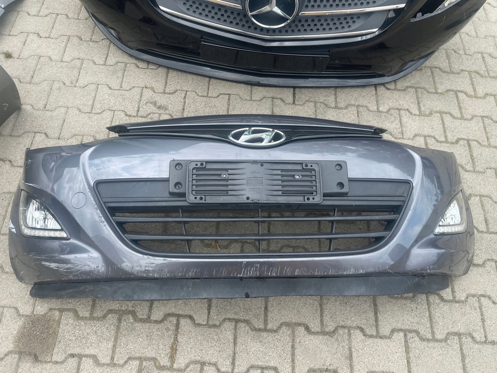 фото №1, Hyundai i20 lift 12-15 бампер передній комплект led