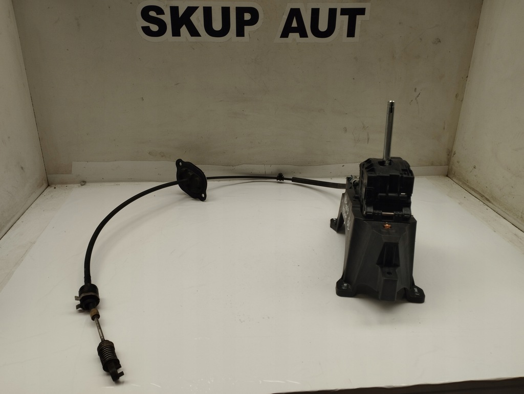 фото №8, Opel insignia b домкрат вибірник перемикання передач троси автоматична коробка передач 84121961