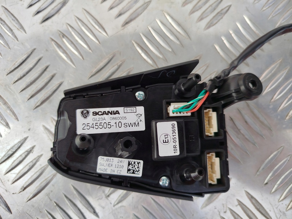 фото №3, Кнопки управление w руля scania r ntg