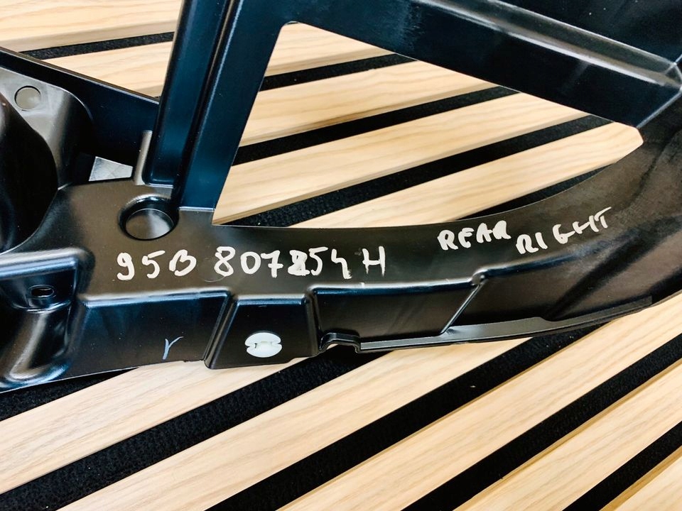 фото №9, Porsche macan кронштейн задня 95b807253c 95b807454c