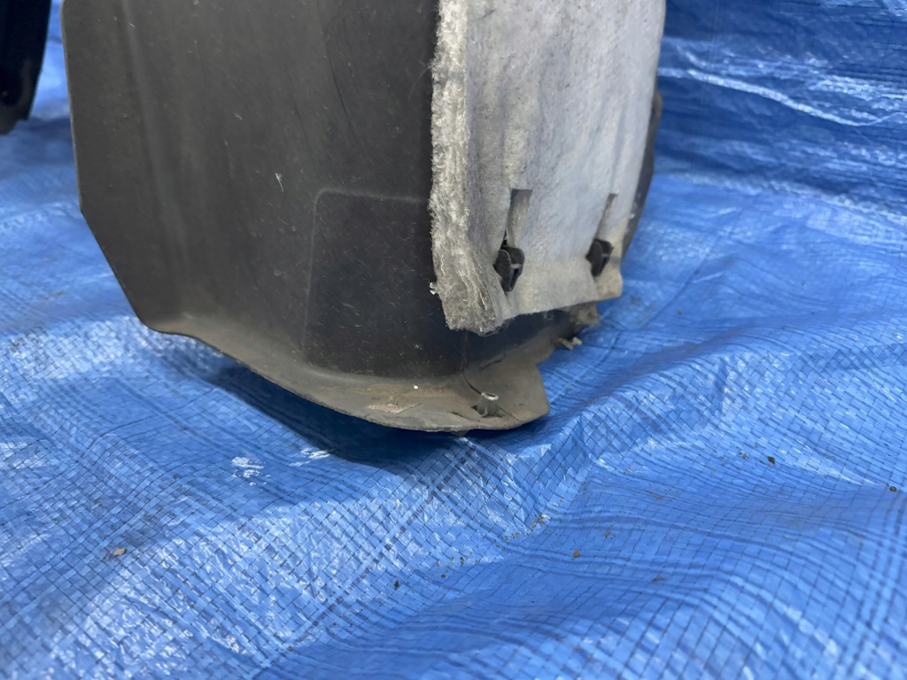 фото №9, Подкрылок задние правое citroen c3 iii 9811931680 9812159580