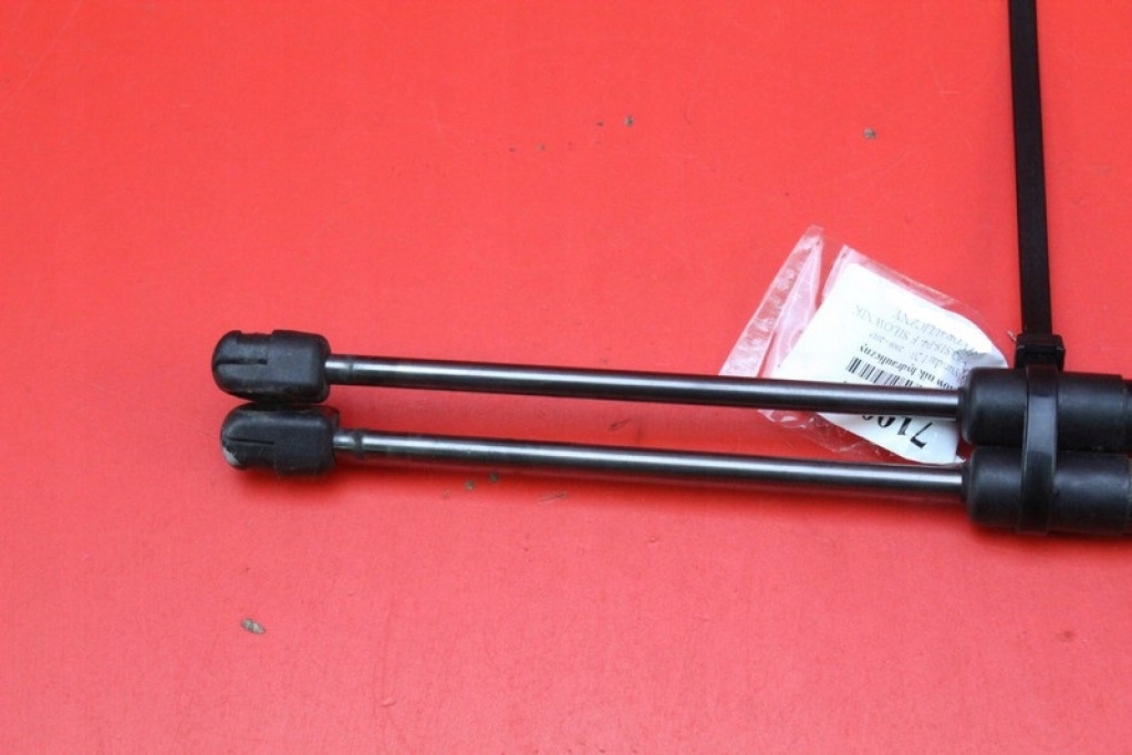 фото №5, Привод амортизаторы крышки 81770-4p000 81780-4p000 hyundai i20 i 20 1 i 08-15