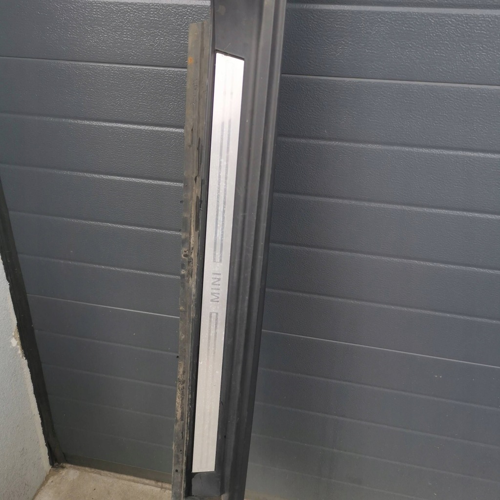 фото №2, Mini cooper r56 молдинг порог правая 7147916