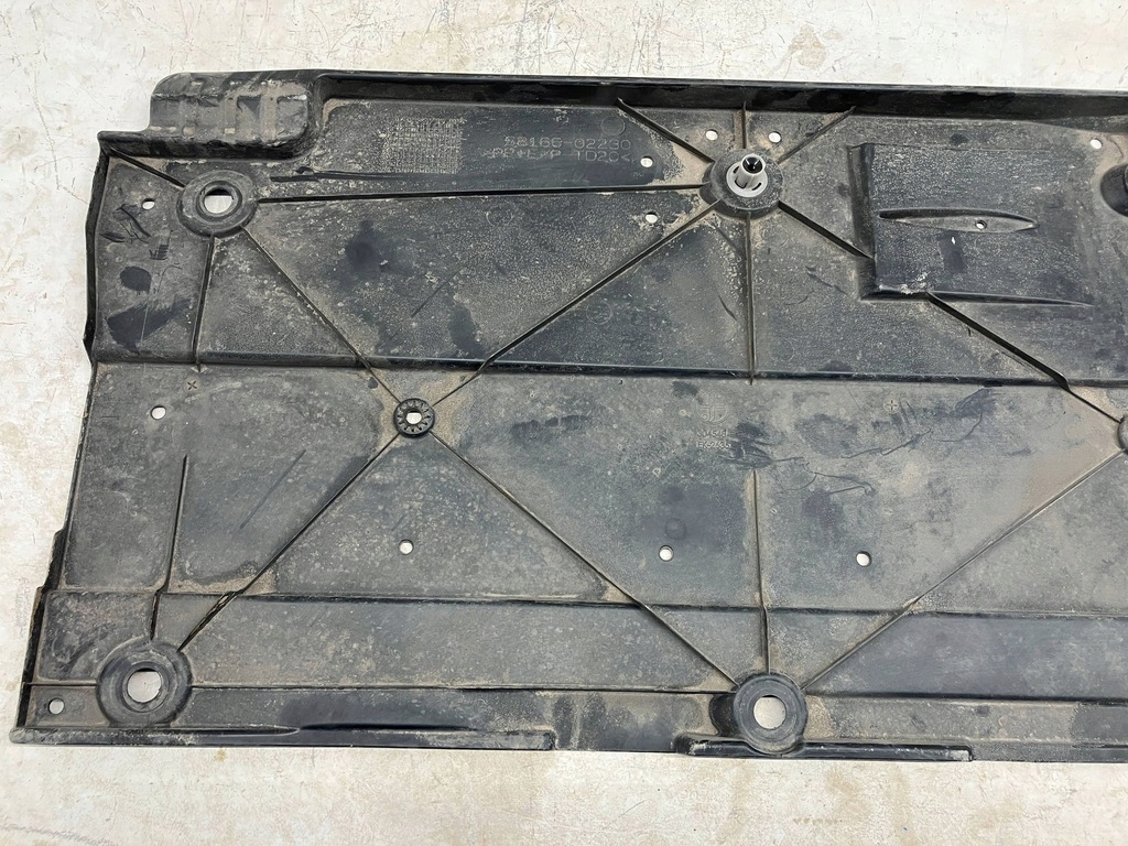 фото №7, Corolla e21 sedan защита подвеска левая пластик 58166-02230