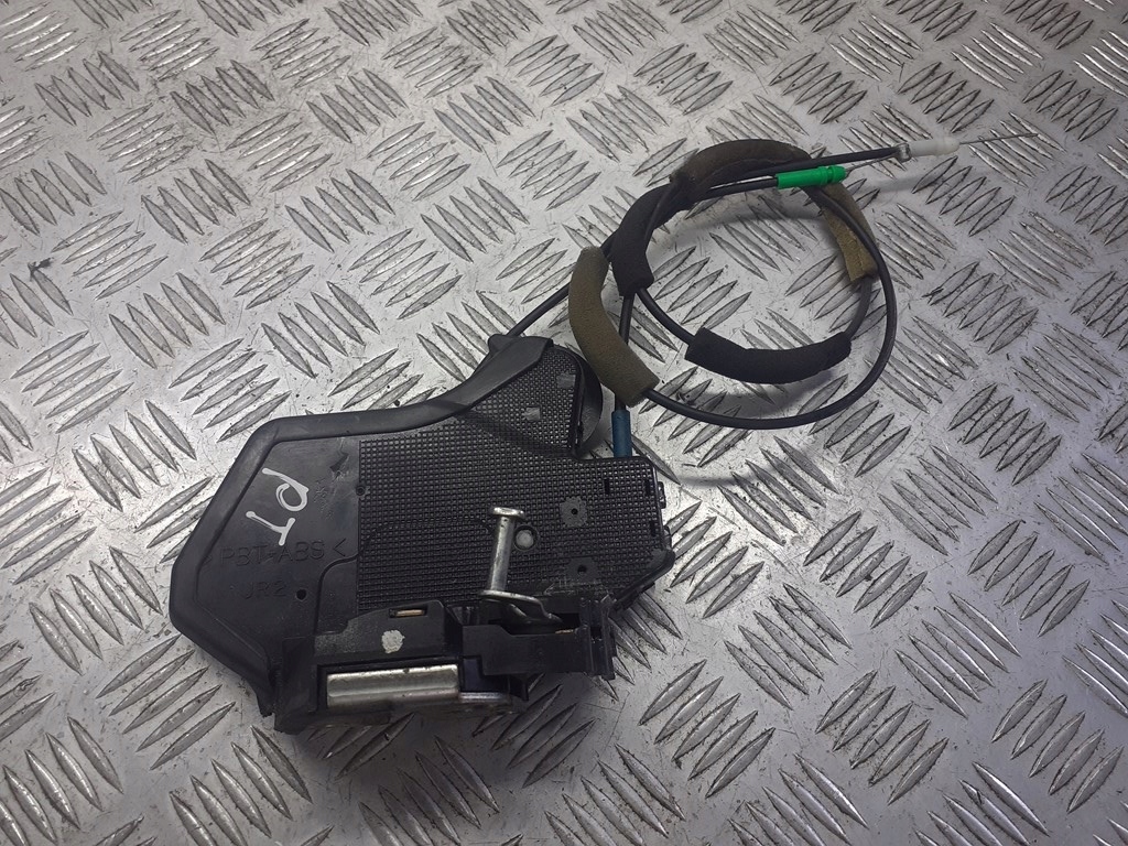фото №1, Замок правий задня toyota avensis t25 2pin