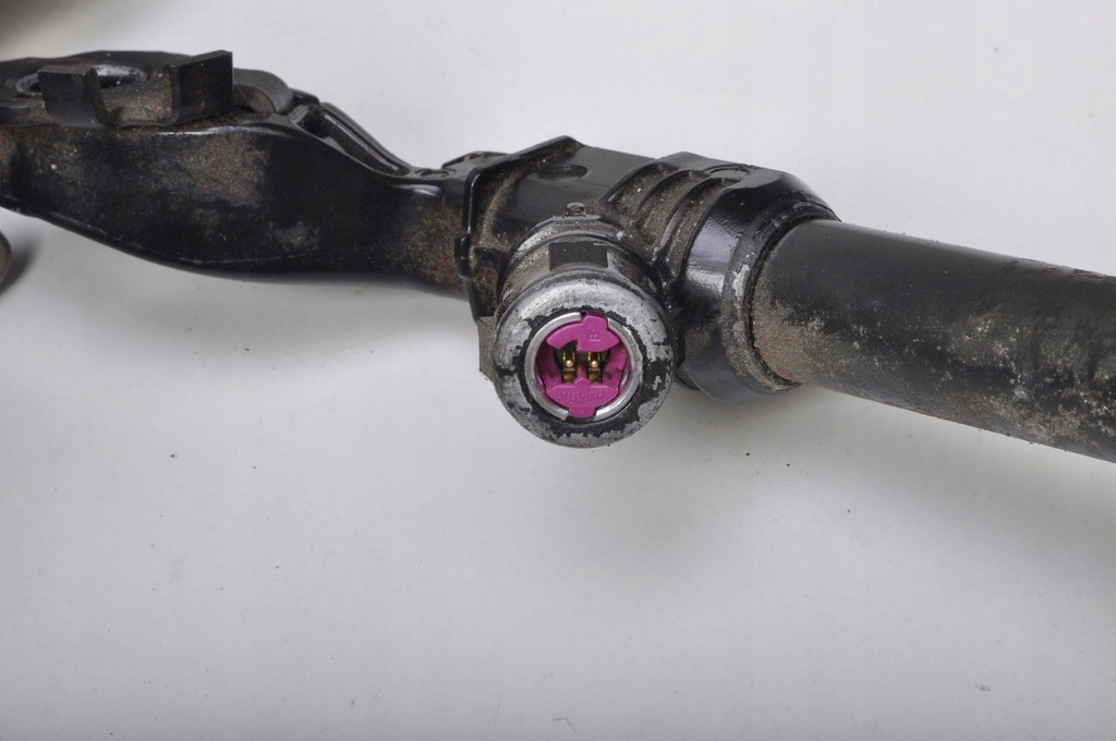 фото №7, Volvo s40 v50 pas правий перед натягувач 30661789