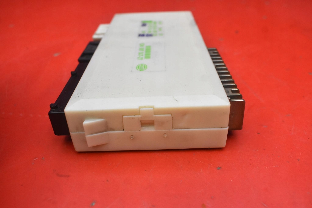 Модуль комфорту 6901225 bmw e39 2.2i 170 km рестайлінг  00-04 Зі Шроту