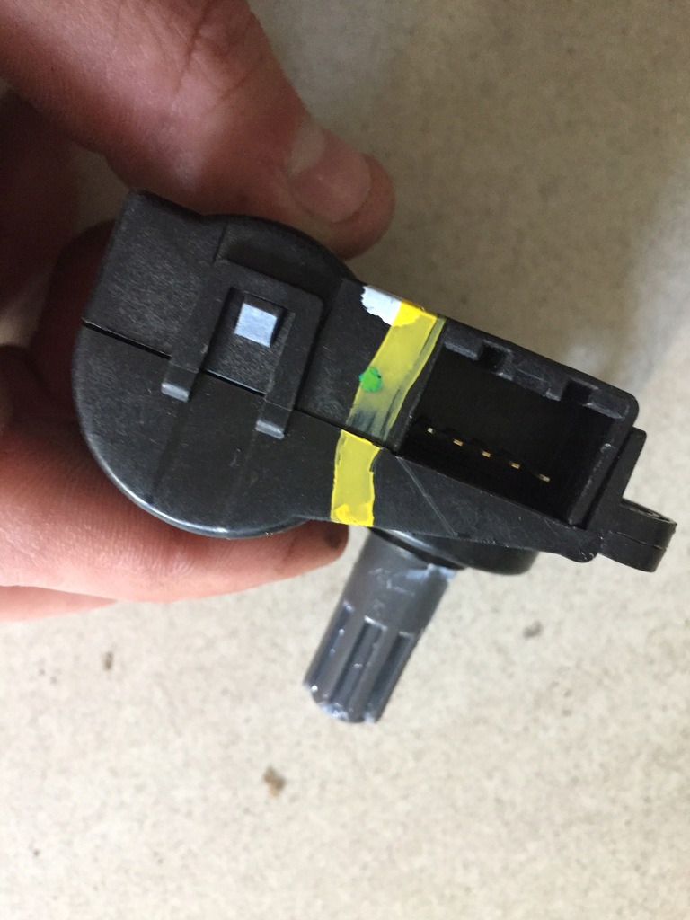 фото №6, Kia ceed iii 18- моторчик регулювання повітровід