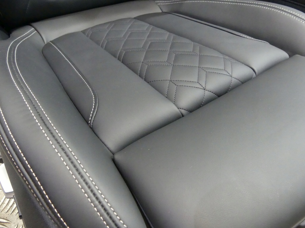 фото №9, Bmw 3 g20 rhd sport individual оббивка сидіння підігрів заднє сидіння 141 km