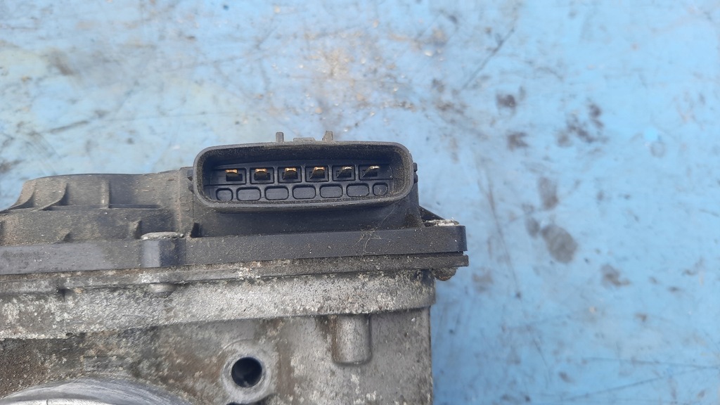 фото №4, Дроссельная заслонка volvo s40 ii 2.4b 05r 8677694