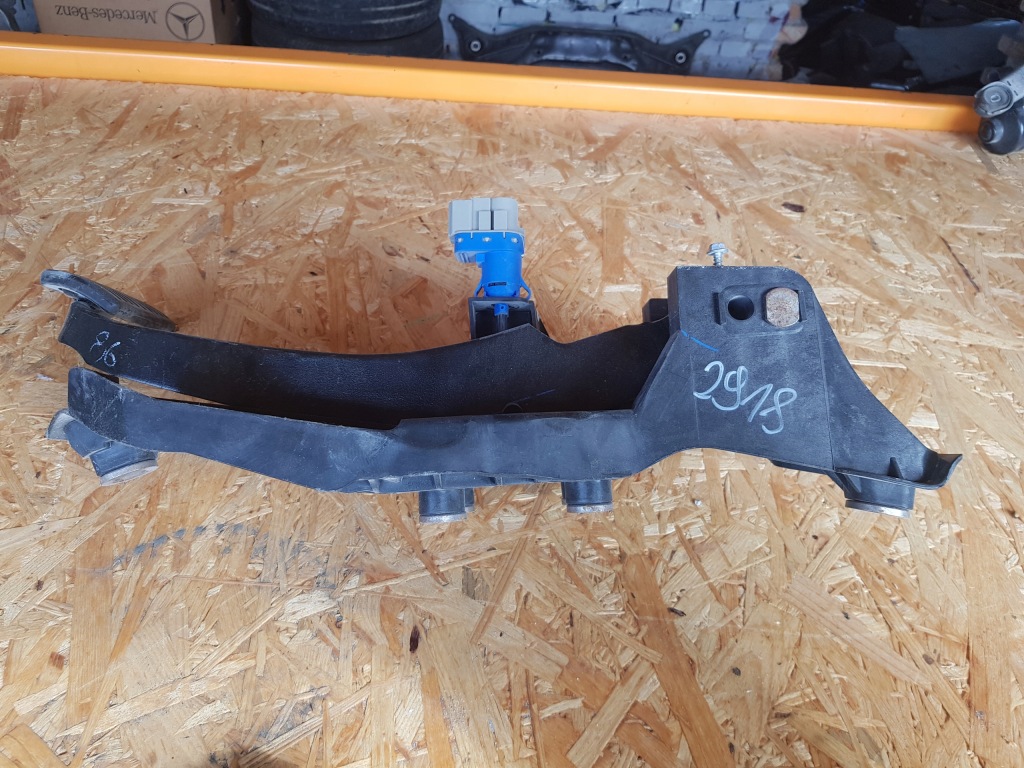 фото №2, Ford fusion mk5 педаль тормоза кронштейн