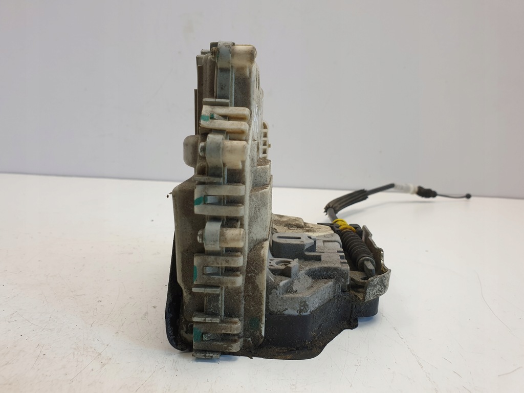 фото №7, Audi a5 8t замок двері правий задня 8j1837815c