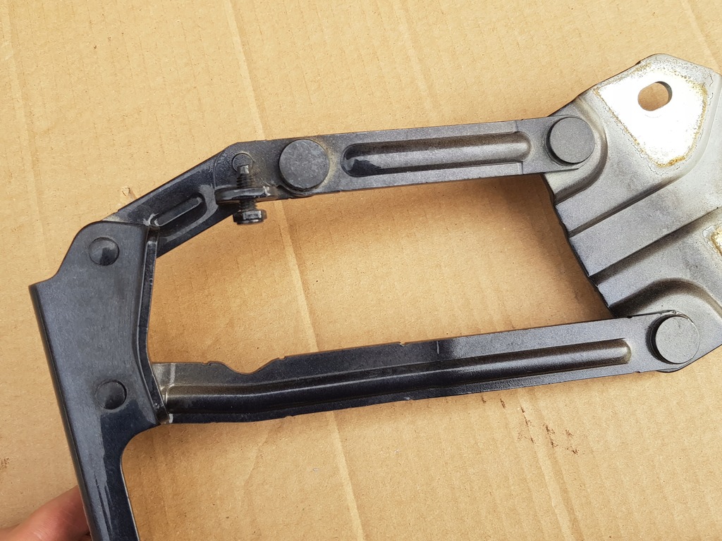 фото №13, Комплект петли - капот перед / vw touran i - caddy iii / 2003-2015 - lc9z