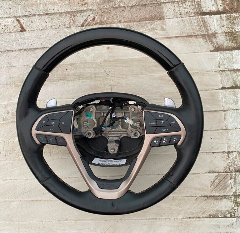 Купити Jeep grand cherokee wk2 рестайлінг  повітропровід радар пелюстки перемикання