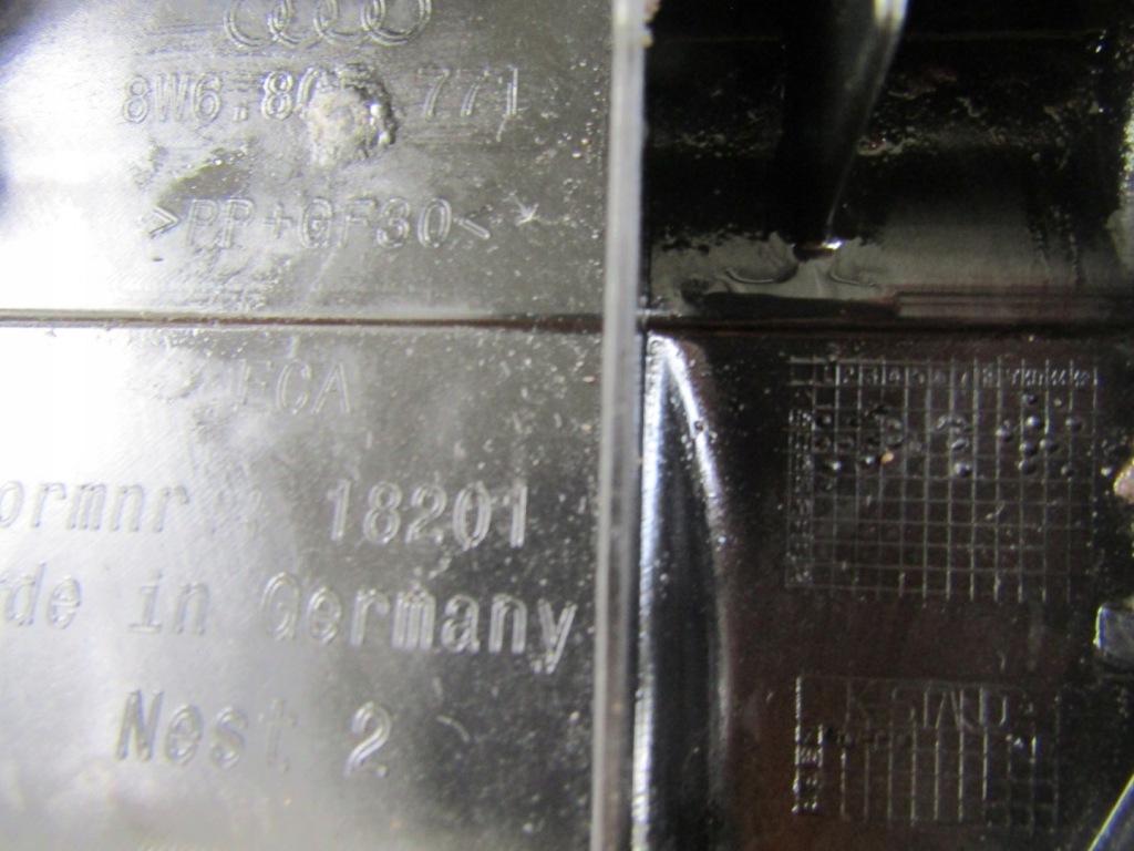 Воздуховод воздуха жалюзи шторка audi a5 f5 8w6 16-19 Цена