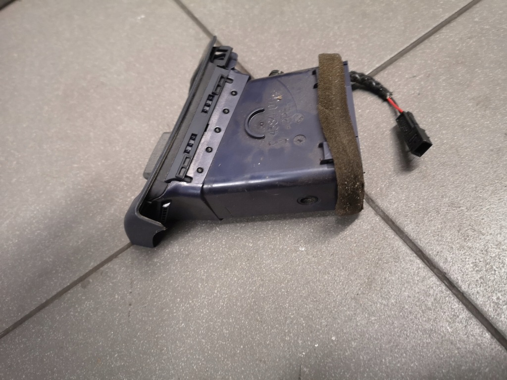 фото №5, Решётка обдув audi a4 b7 blues 8e0820902f