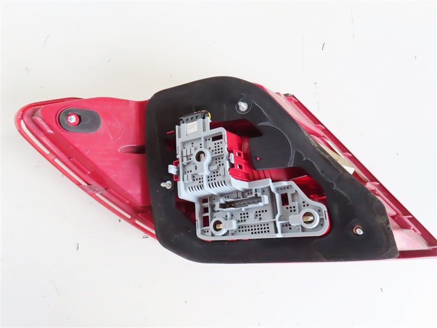 фото №2, Лампа задня права mercedes w204 c klasa coupe 2011-2014 rok