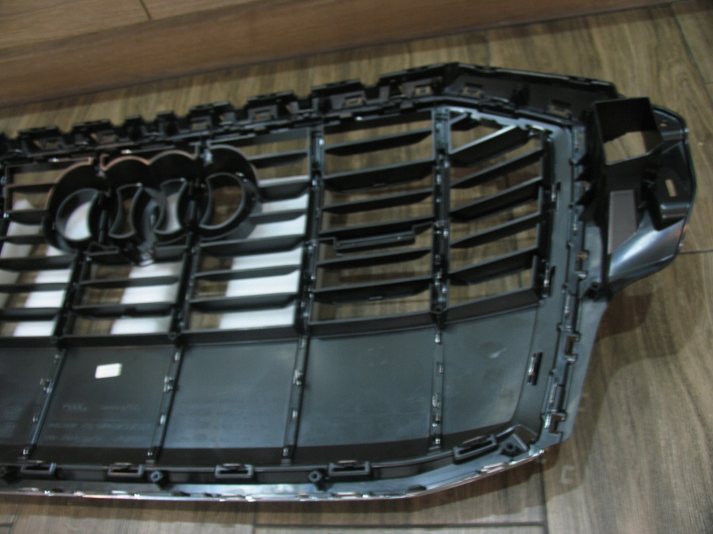 фото №7, Audi q7 4m lift решітка радіатора 4m0853651aj/ah/ag/af