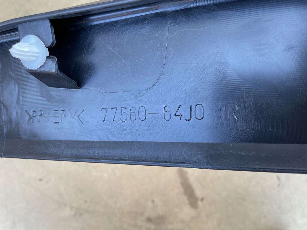 фото №6, Порог накладка правая suzuki grand vitara ii 05-