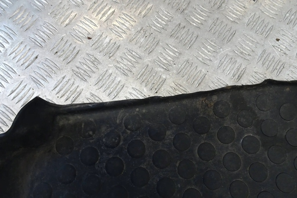 фото №5, Mitsubishi outlander мат резиновый пол багажника 07-