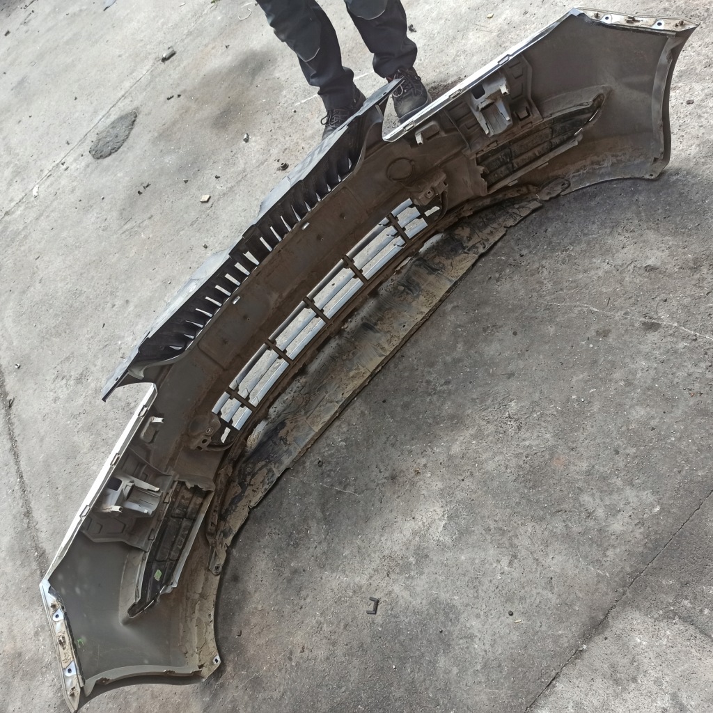 фото №10, Skoda fabia ii kombi бампер передний перед код лакокрасочного покрытия la7w