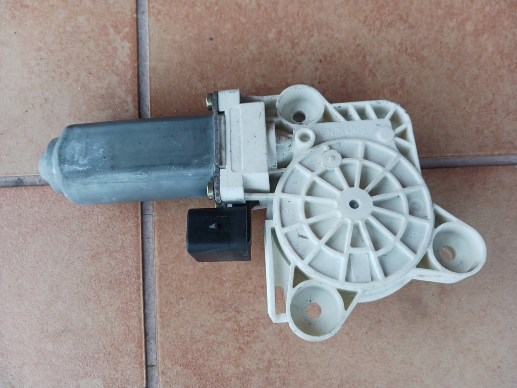 фото №1, Моторчик скло лівий задня mercedes w211