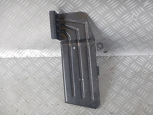 фото №1, Bmw 3 e90 e91 2.0d lift защита лист основание