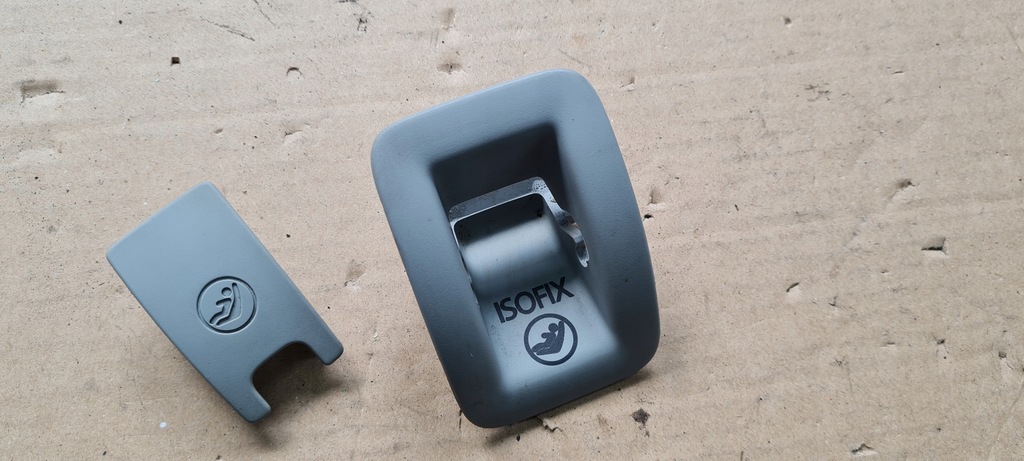 фото №1, A7 4g заглушка isofix задняя сиденье 4g8887233 a6 c7 4g