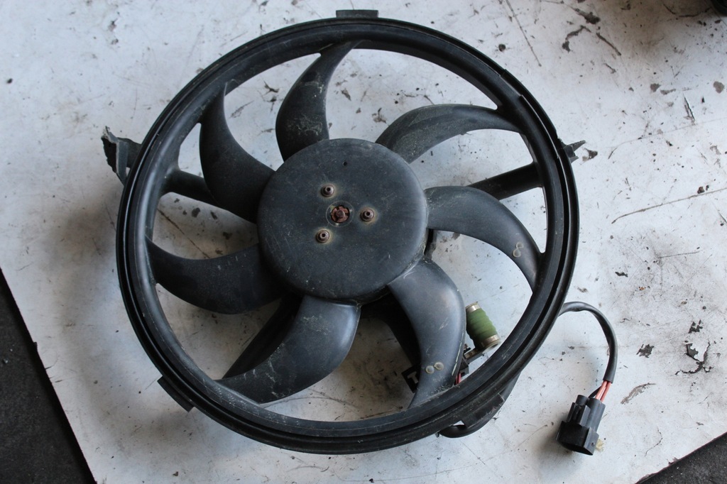 фото №1, Mini cooper countryman r60 вентилятор радиатора вентилятор 0130303021