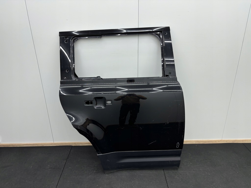 фото №1, Land rover defender ii 2020r-- дверь правое задняя задние