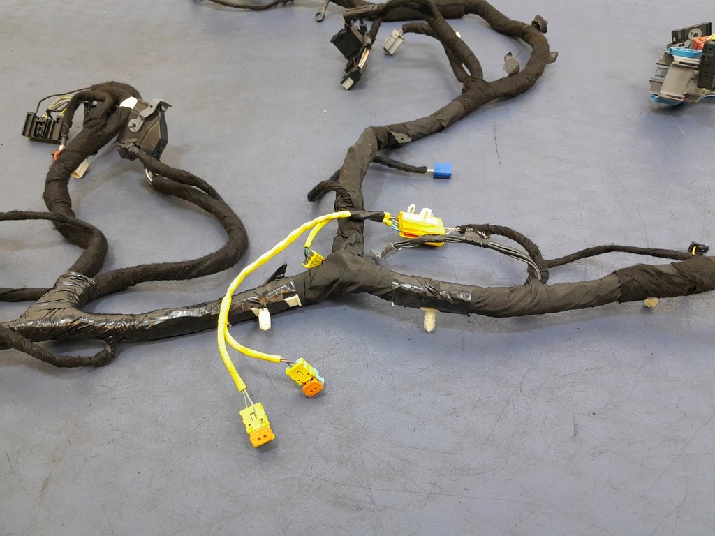 фото №5, Mustang vi джгут електропроводка панелі hr3t-14401-md