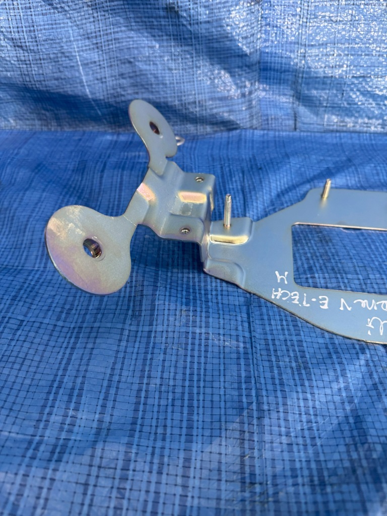 фото №3, Кронштейн кронштейн кронштейн renault megane v e-tech