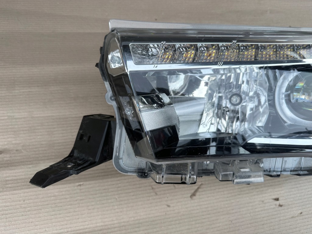 фото №2, Toyota hilux лампа ліва led 2016 2017 2018-
